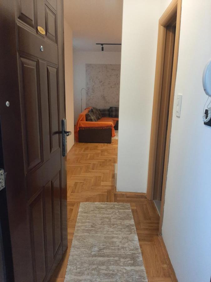 Mali Mokri Lug Belmir Apartment מראה חיצוני תמונה