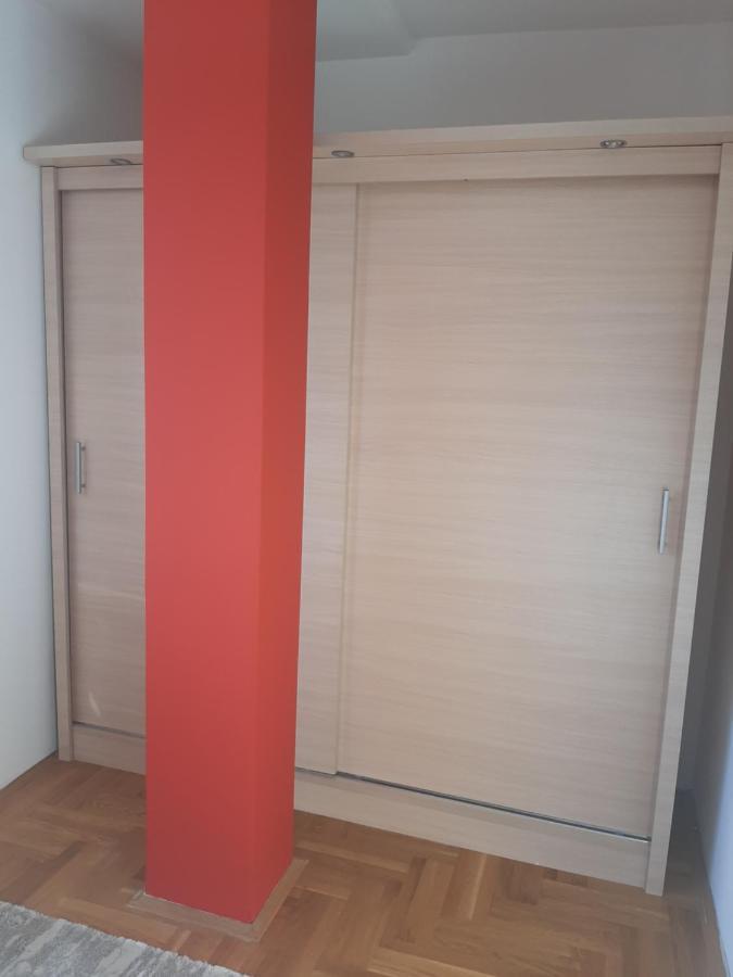 Mali Mokri Lug Belmir Apartment מראה חיצוני תמונה