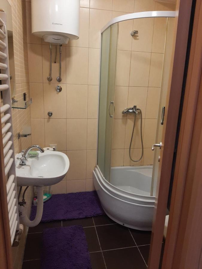 Mali Mokri Lug Belmir Apartment מראה חיצוני תמונה