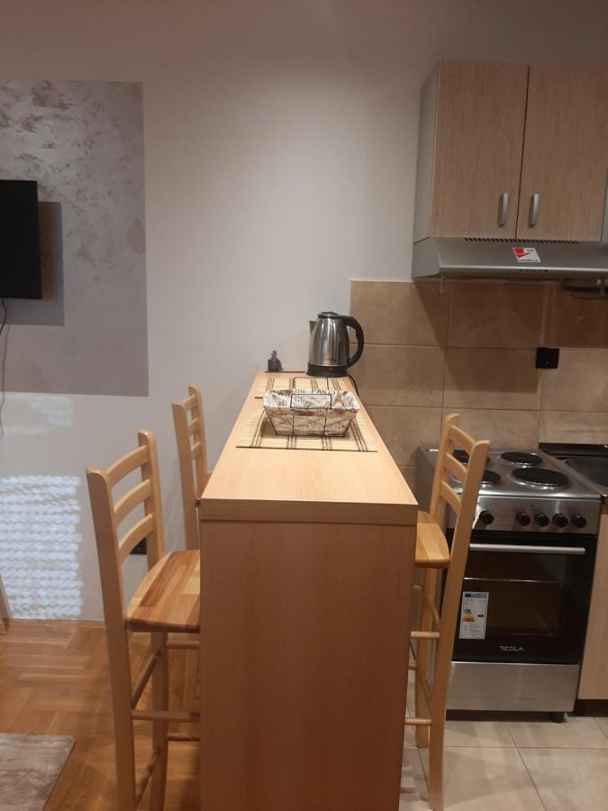 Mali Mokri Lug Belmir Apartment מראה חיצוני תמונה